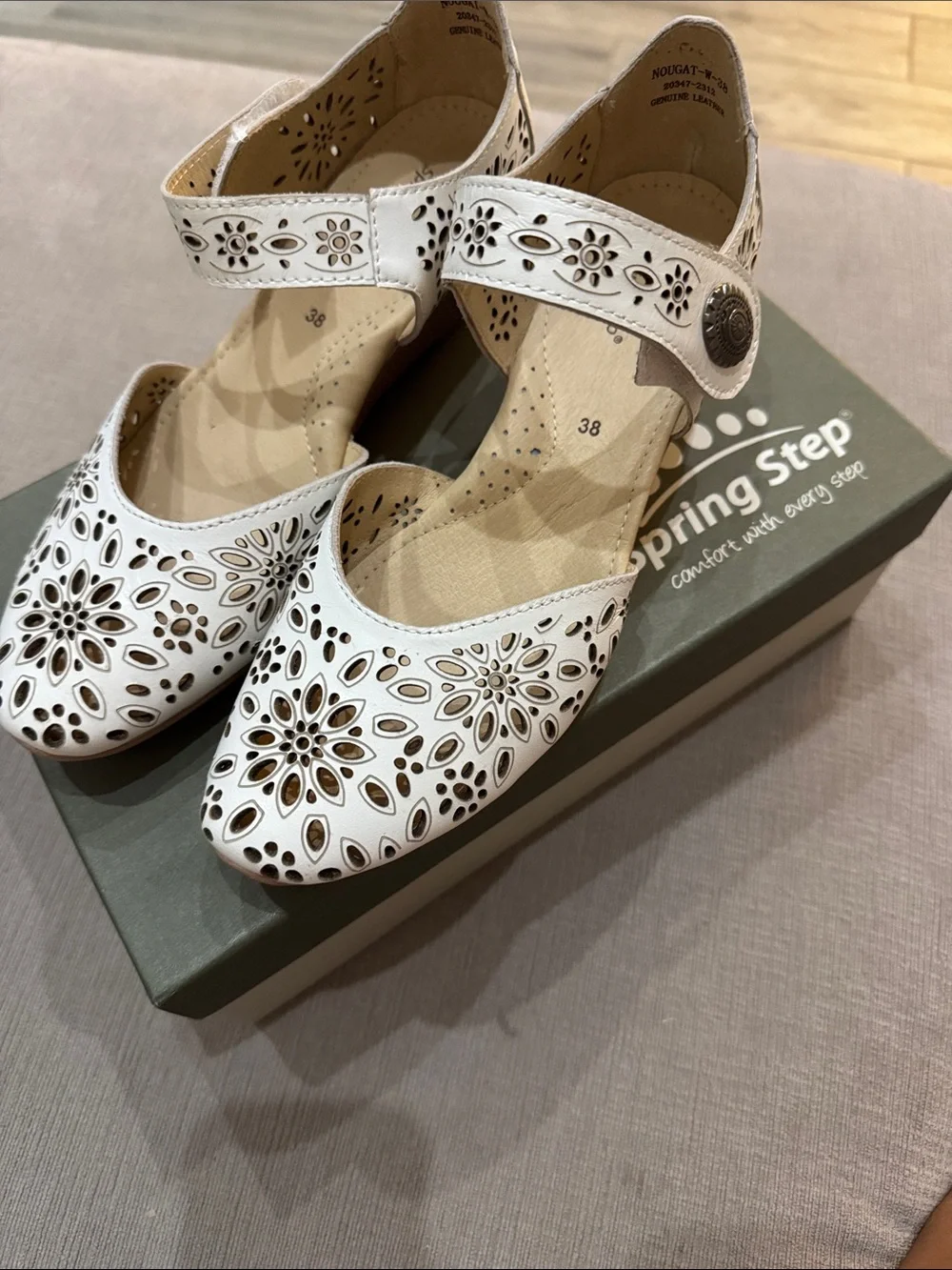 Spring Step NWT White Laser-Cut Mary Jane Flats with Ankle Strap
